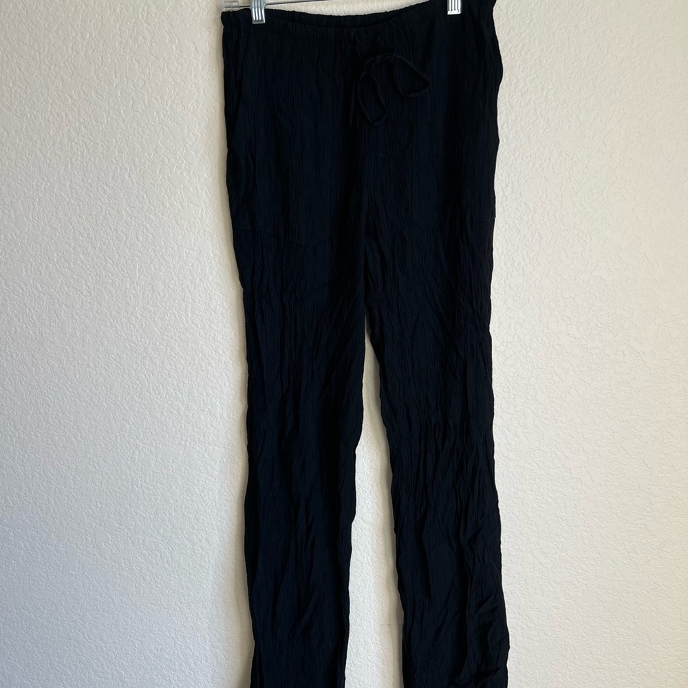 Zara Women's Black Crinkle Trousers